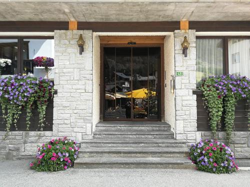 Afbeelding uit fotogalerij van Ambiente Mountain Style in Saas-Fee