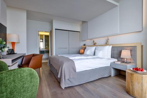 Letto o letti in una camera di BUDERSAND Hotel - Golf & Spa - Sylt