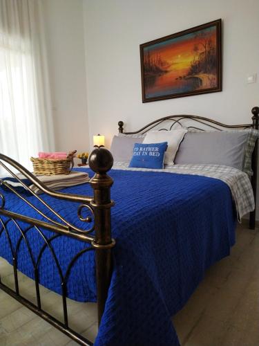 A bed or beds in a room at Emily`s vacation house