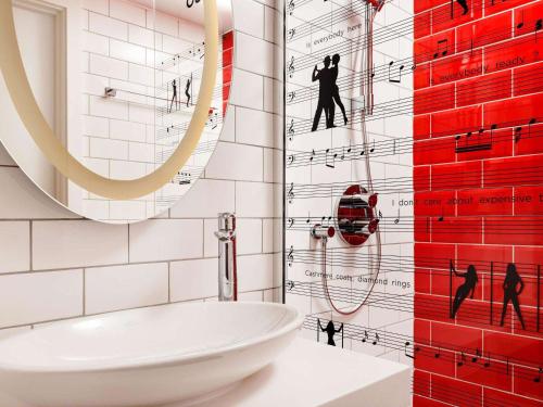 ibis Styles London Southwark - near Borough Market Image