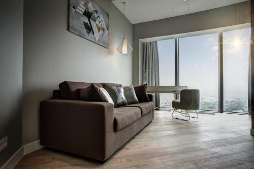 Гостиная зона в In The Sky - Apartamenty w Sky Tower