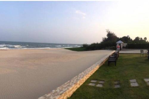 Φωτογραφία από το άλμπουμ του The Energy Hunhin σε Cha Am