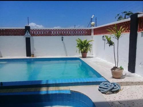 Πισίνα στο ή κοντά στο Home Away from Home in this Cosy 1 Bedroom Apartment