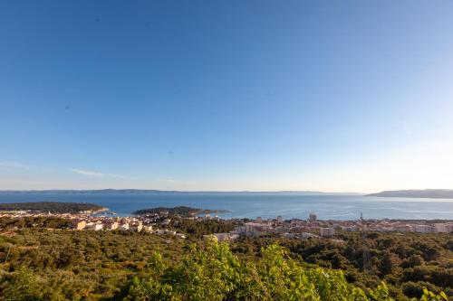 Idyllic villa Marieta with private pool, unforgettable view and free parking