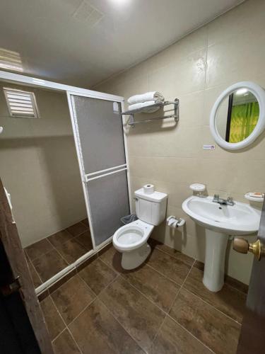 Un baño de Posada Yasa sarie bay