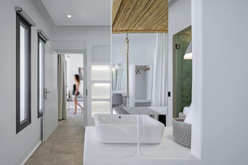Fotografie z fotogalerie ubytování La Grande Vue-Private hilltop villas with private pools v destinaci Vívlos