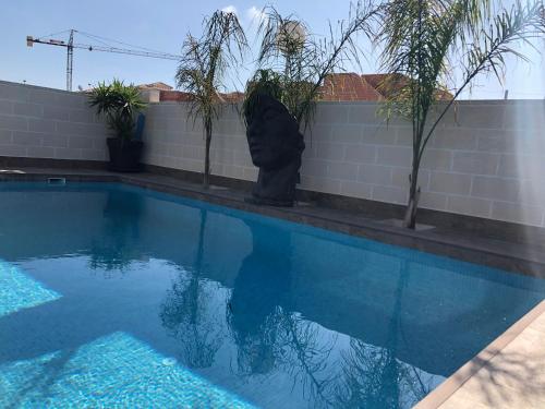 Luxury 4 bed private villa with option of heated pool in ...