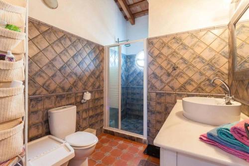Kúpeľňa v ubytovaní Chalets Pinar de Roche Conil