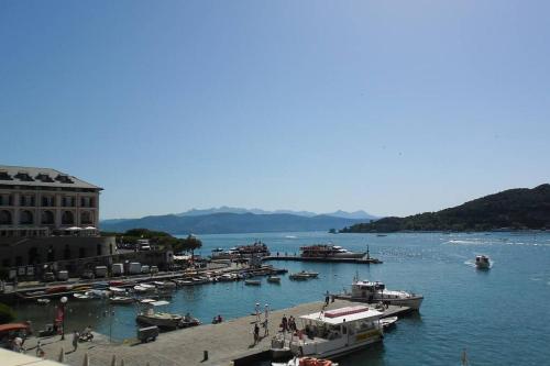 Gallery image of Venere Charming House Codice CITRA O11O22-LT-O853 in Portovenere