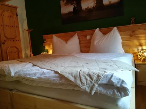 Postel nebo postele na pokoji v ubytování Apartment Haus Andrea