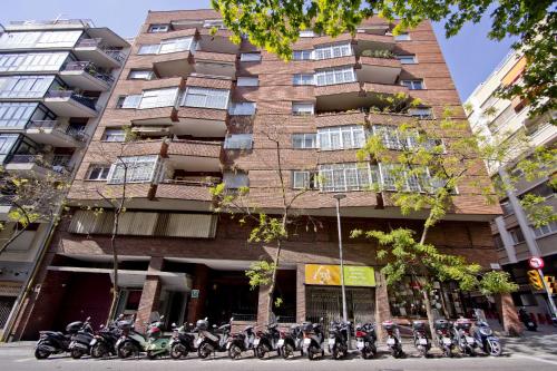 Barcelona City Seven Hostal