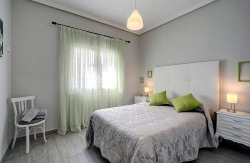 13 Avenida Andalucía tesisinde bir odada yatak veya yataklar