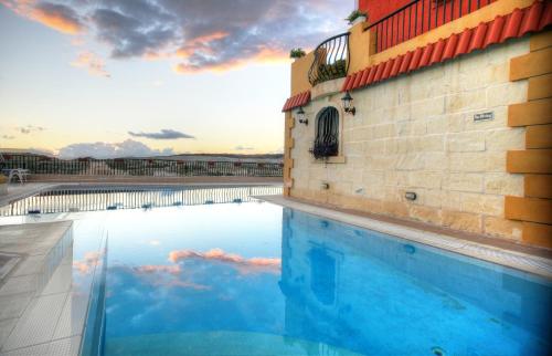 Foto de la galería de Soreda Hotel en St. Paul's Bay