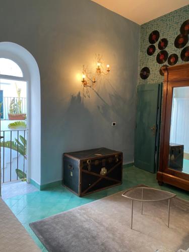 Posezení v ubytování Suites Edivino Design Capri