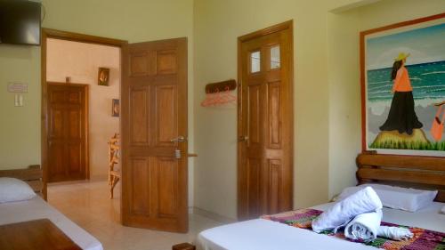 Hotel Costa Mar Coveñasにあるベッド
