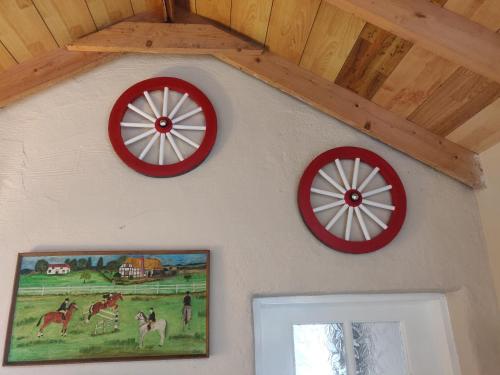 Gambar di galeri bagi Pat Tadys di Manorhamilton