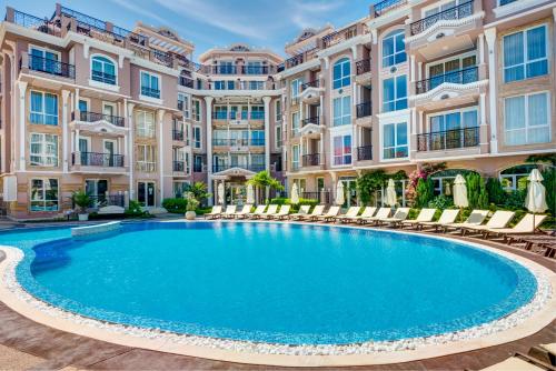 Izida Palace Apartments – Photos 3