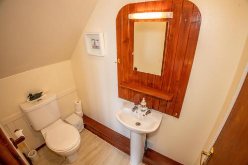 Bilik mandi di Arle Lodge