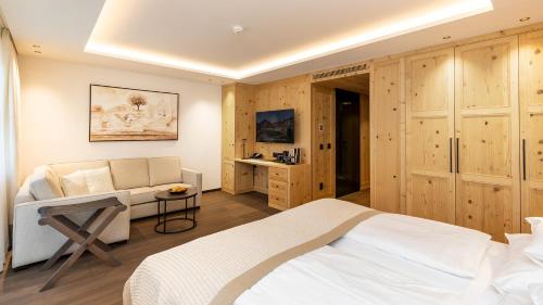 Llit o llits en una habitació de Hotel Grünauerhof
