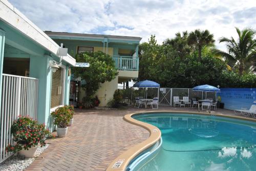 Gallery image of Sand Dune Shores, a VRI resort in Palm Beach Shores