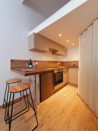 Studio entièrement rénové vieille ville