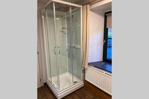 Koupelna v ubytování Chez Pèpère, gîte charmant et tranquille
