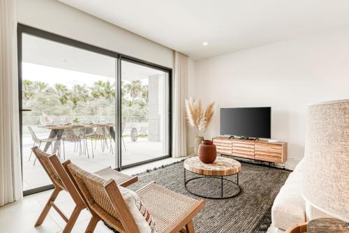 Casa Maragem - Apartamento T3 com jardim e piscina privada