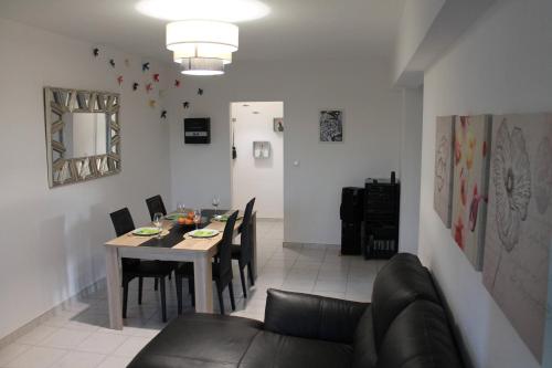 Gallery image of Saladina Apartment in Setúbal