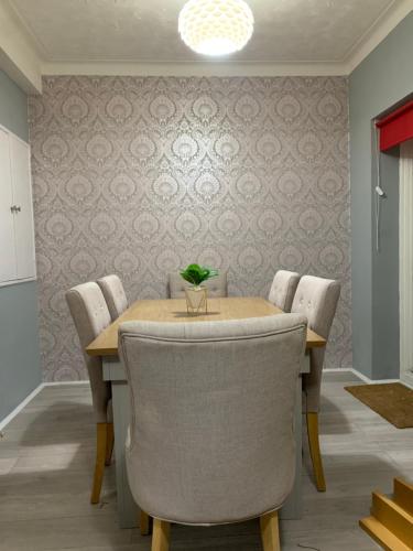Eastbourne Town centre Maisonette apartment