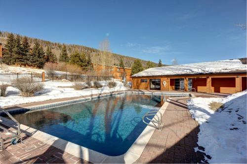 Swimmingpoolen hos eller tæt på Aspen Ridge Condominiums by Keystone Resort