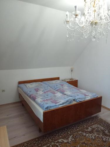 Ένα ή περισσότερα κρεβάτια σε δωμάτιο στο Apartmány Tonka 309