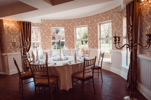 Gallery image of Greenway Manor Hotel in Waterford