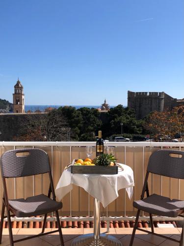 APARTMENT ANA-1 MINUTE TO THE OLD CITY