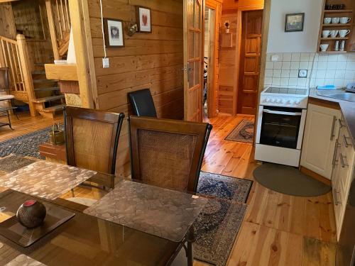 Η κουζίνα ή μικρή κουζίνα στο DOM Z BALI Villa Bajkowy Dom