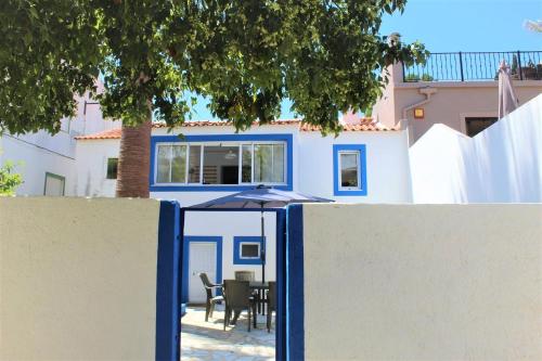 Casa Palmeira Azul by LovelyStay