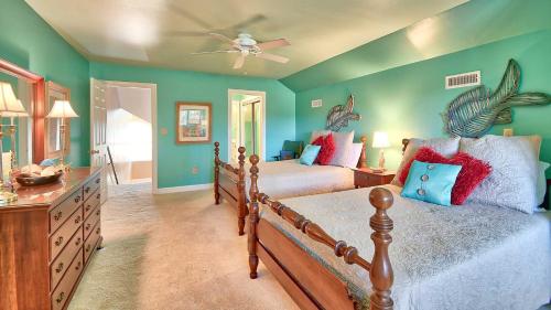 Ruthie's Roost by Peace Vacations