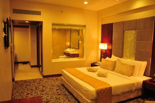 Un lugar para sentarse en Ramoji Film City- Sitara Luxury Hotel