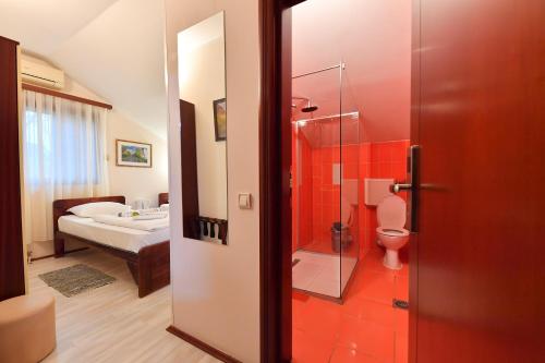 Kúpeľňa v ubytovaní Apartments & Accommodation Stojic
