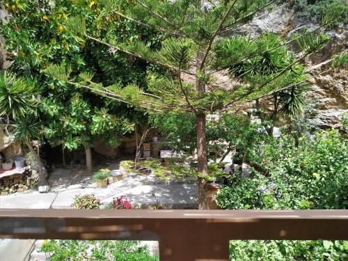 Gallery image of Eutuxia Sea&Mountain Apartment - Tsoutsouros in Tsoútsouros