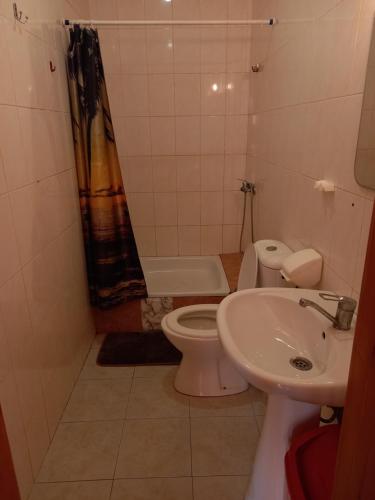 Et badeværelse på Бирюза