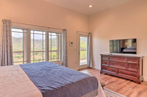 Gallery image of Mountain Refuge with View, 12 Mi to Asheville! in Candler