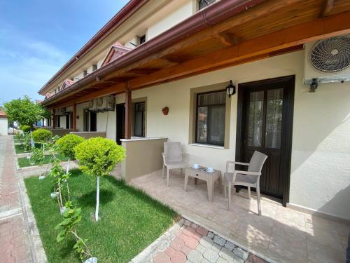 Balkón nebo terasa v ubytování Portakal Hotel Dalyan
