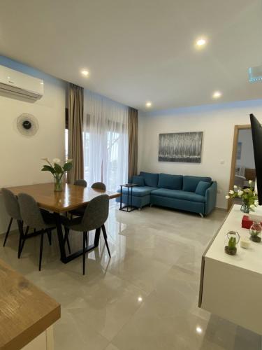 Gallery image of APARTMANI 4 PALME in Starigrad-Paklenica