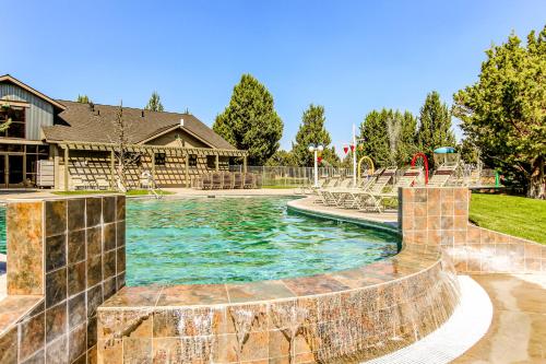 Eagle Crest Modern Escape – Photos 2