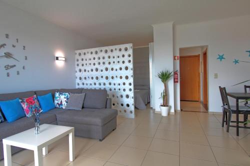 Albufeira Mar Beach Apartment with Pool by Rosado