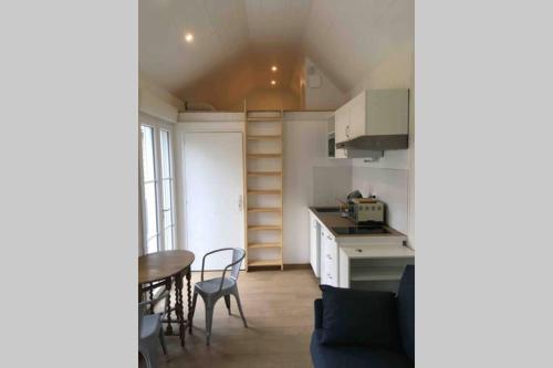 Kuhinja oz. manjša kuhinja v nastanitvi Studio sauna, Homes d'Opale