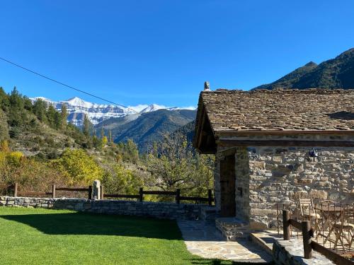 Country House NUEVO-La era de Oto, Spain - Booking.com