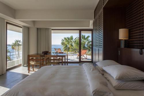 Кровать или кровати в номере Baja Club Hotel, La Paz, Baja California Sur, a Member of Design Hotels