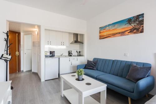 HOLIDAY RENTALS PISCINA, PLAYA PARKING a 5 min caminando del PUERTO DE BENALMADENA