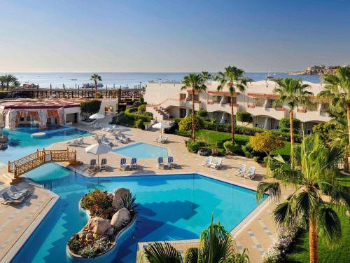 Vista de la piscina de Naama Bay Promenade Beach Resort Managed By Accor o alrededores